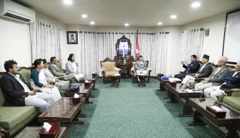 045c2b129c74aa16484e2a94691fc6d5_215970099