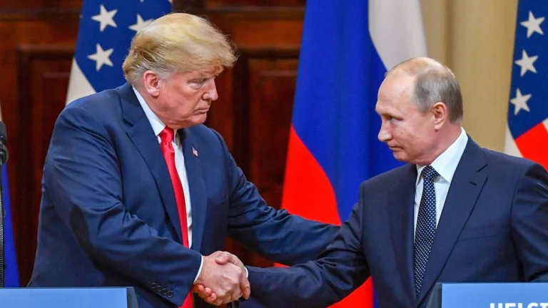 678fe4639c6ce-donald-trump-and-vladimir-putin-211557555-16x9