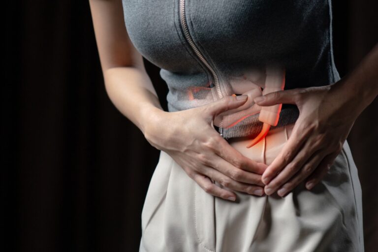 अपेंडिक्स-कैंसर-के-लक्षण-1200X800