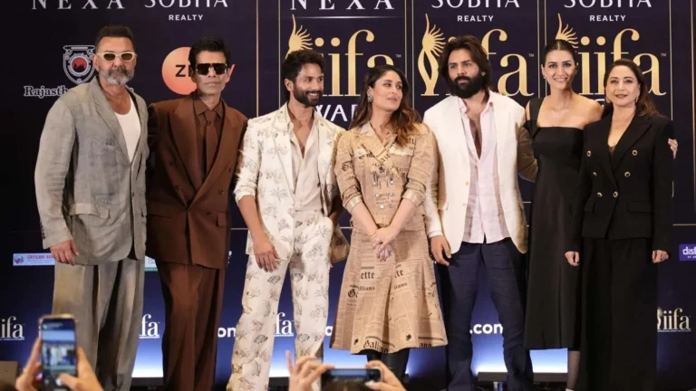 aaiifa-ma-satara_ea313af07d1ea694ab153f65c9c83a14